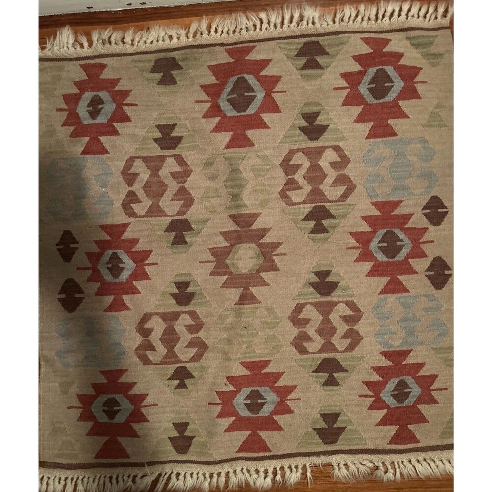 Vintage Turkish Rug Classic Kilim design 3’2 x 3’6 Mid century boho gem EUC